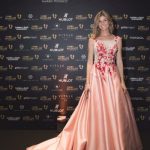 Maria Vittoria Cusumano davanti al wall della serata di gala del Golden Foot Awards di Montecarlo