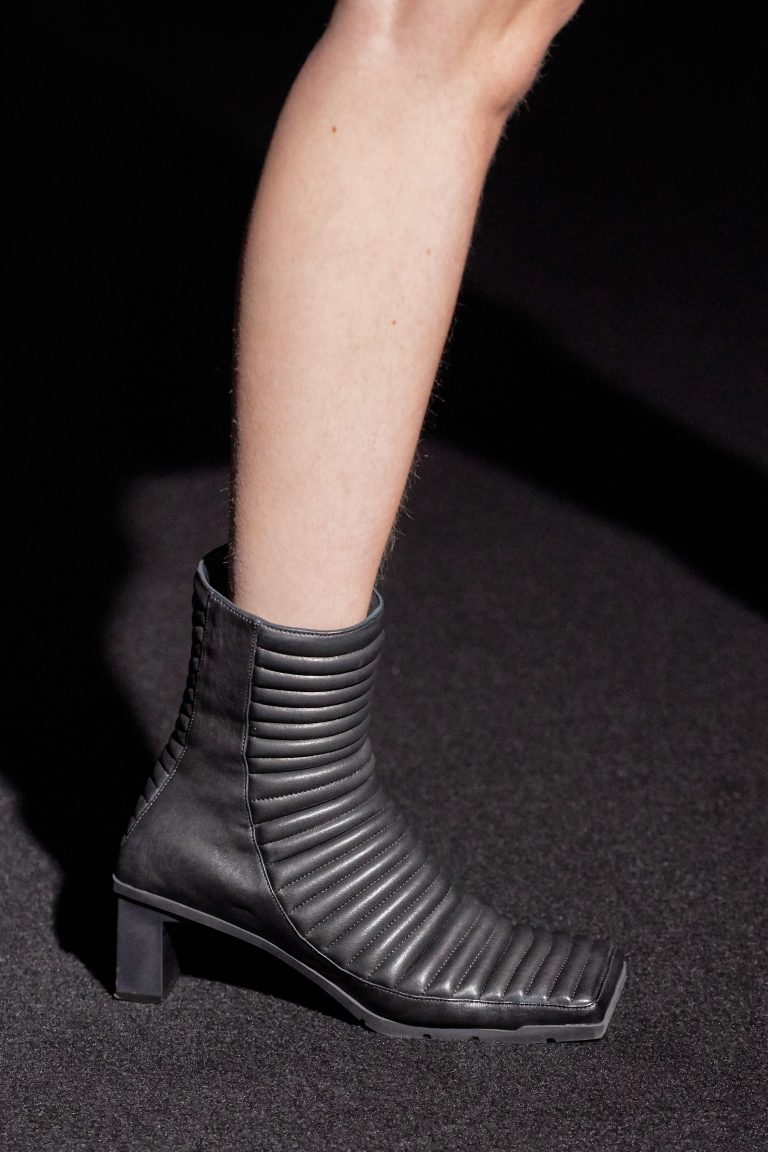 balenciagasquareboots