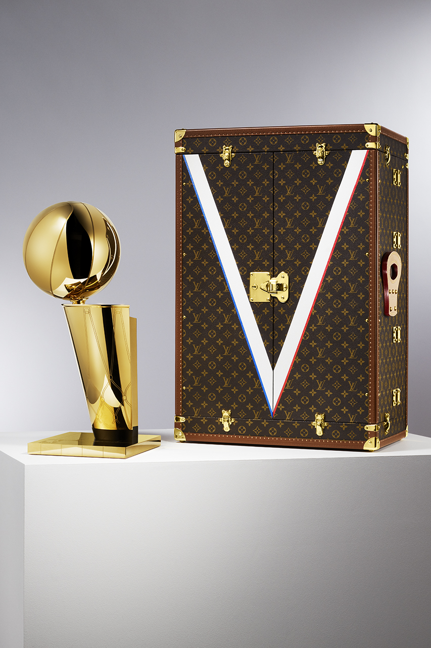 Louis Vuitton on X: Victory travels in Louis Vuitton. This year, the  Formula 1 #MonacoGP Trophy will again be presented in a #LouisVuitton  Travel Case as part of an ongoing partnership between