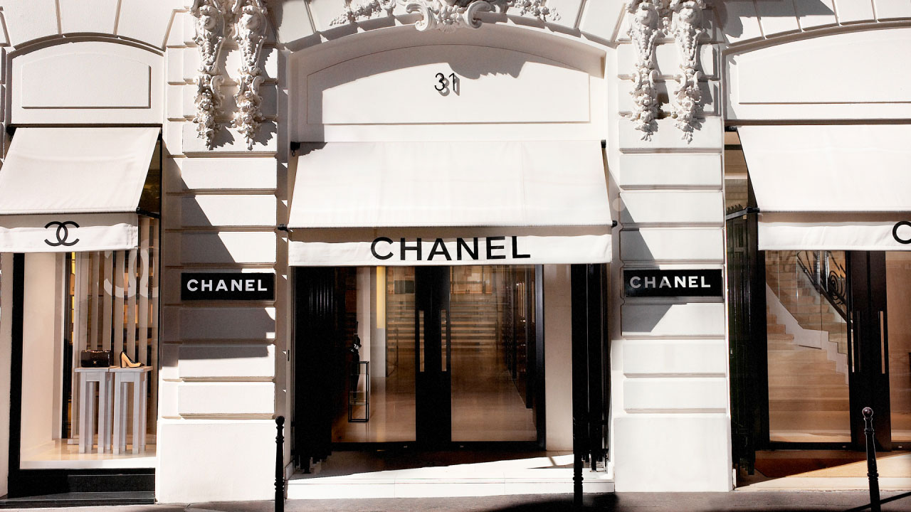 CHANEL - The CHANEL Boutique at 31 rue Cambon © CHANEL
