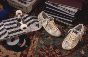 sneakers e skateboard della collezione golden goose x swarovski