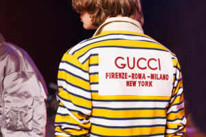 Gucci logo tshirt