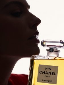 Chanel n5 campaign